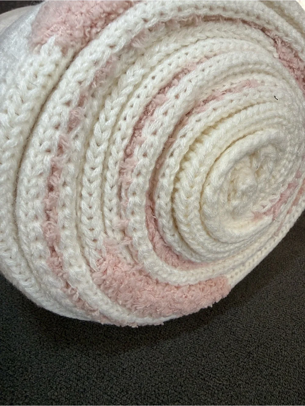 Pottery Barn Petit Amour Knit Jacquard Throw